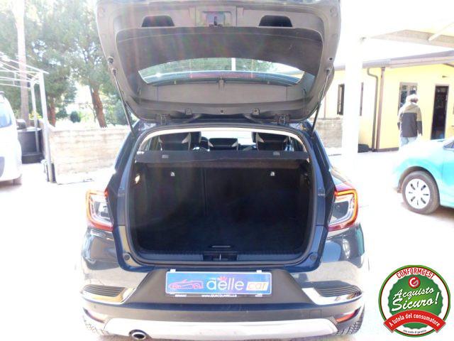 RENAULT Captur dCi 8V 90 CV EDC Initiale Paris