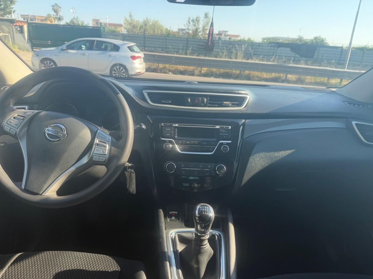 Nissan Qashqai 1.5 dCi Visia