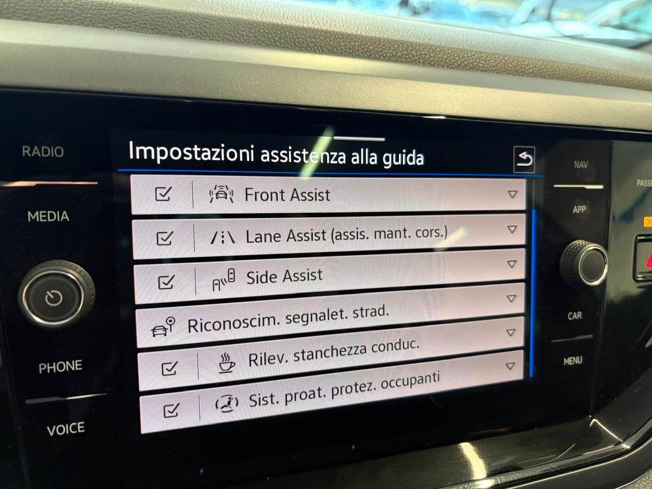 Volkswagen Taigo R-LINE 1.0 TSI 110 CV DSG