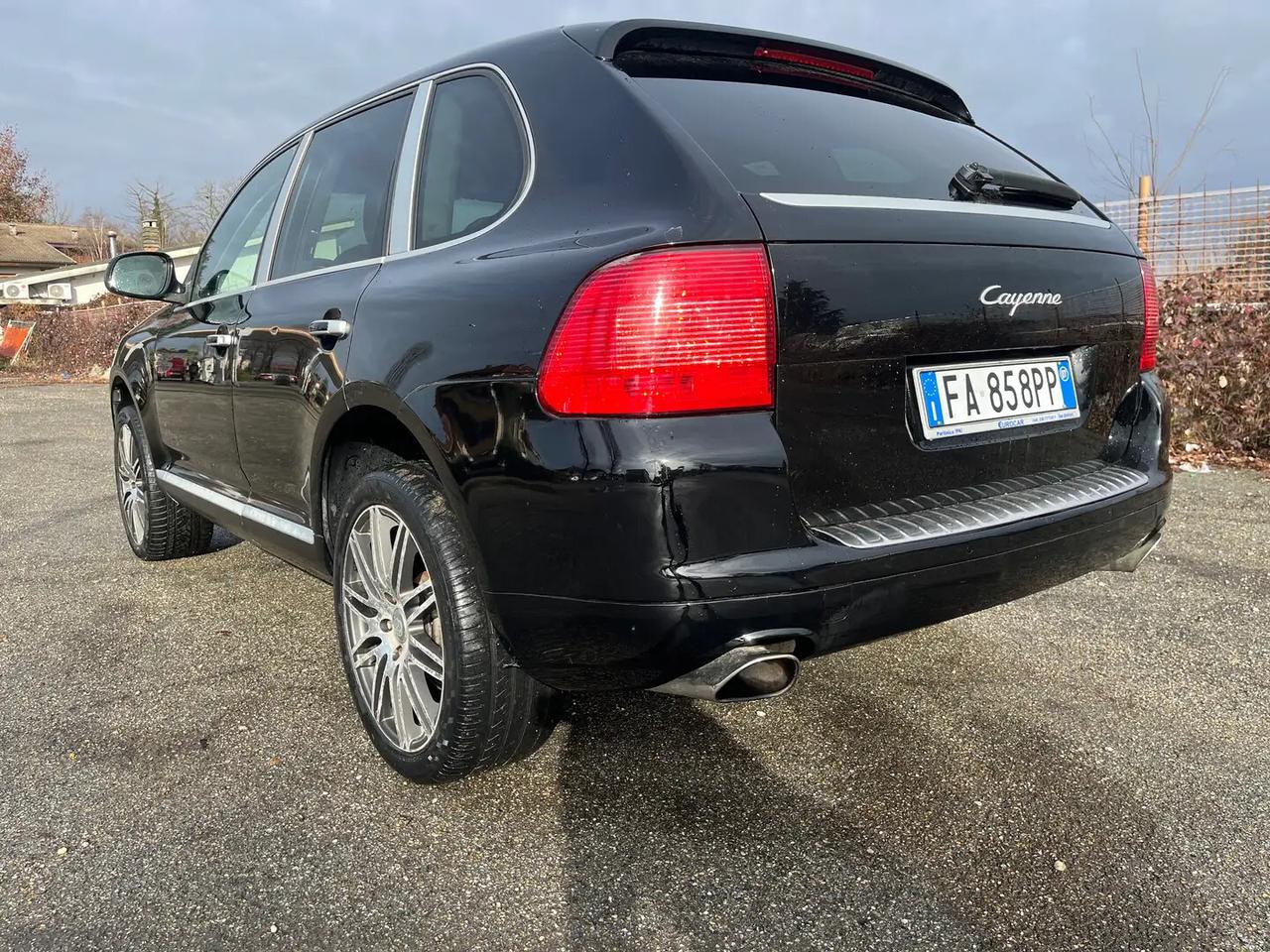Porsche Cayenne 3.2 250cv Tipronic ASI + CRS a libretto