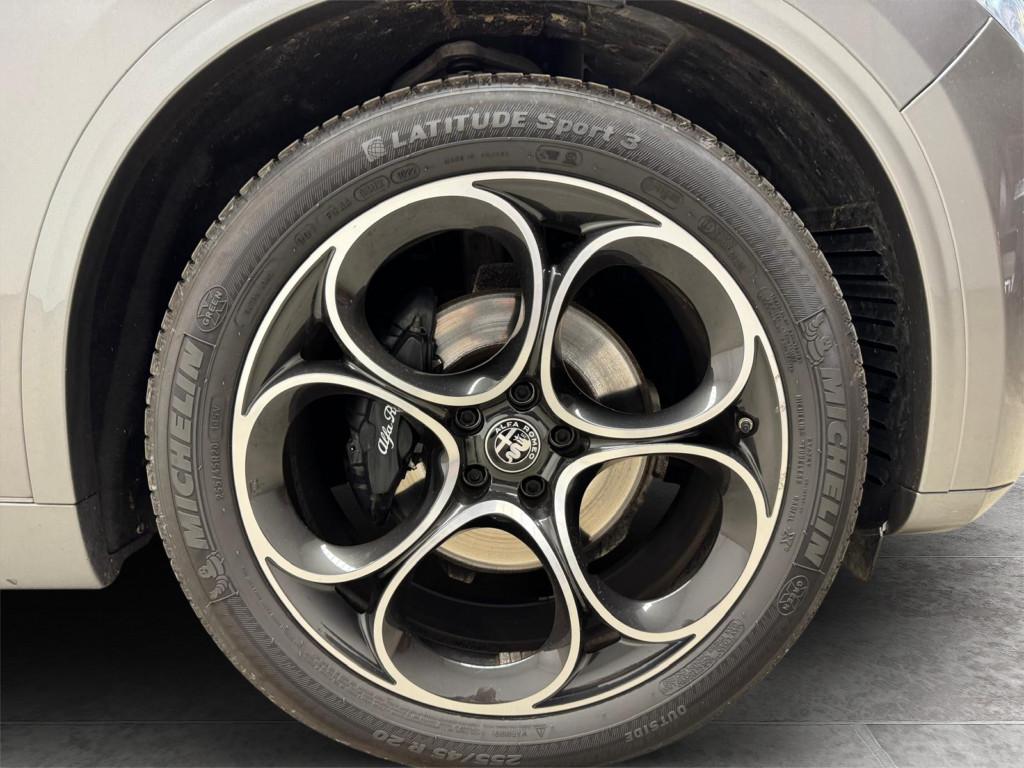 ALFA ROMEO Stelvio 2017 - Stelvio 2.2 t Lusso Q4 210cv auto