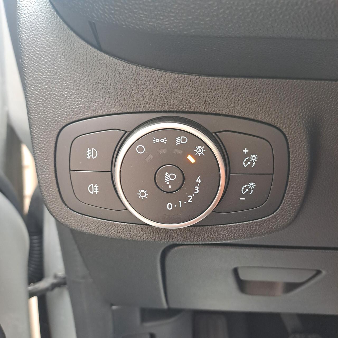 Ford Fiesta 1.5 Ecoblue 85cv Titanium
