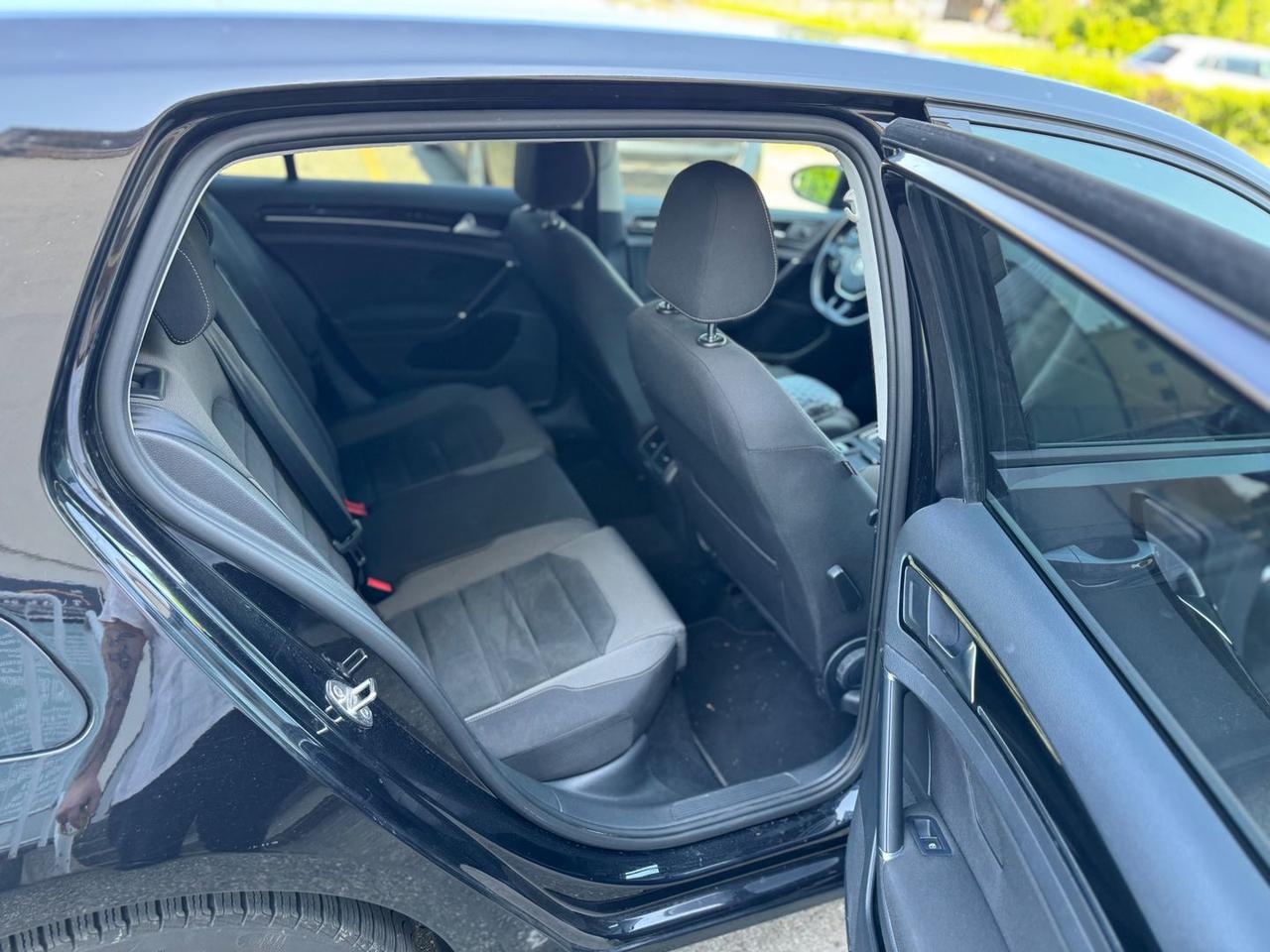Volkswagen Golf Executive 1.6 TDI BlueMotion