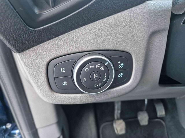 FORD Tourneo Connect 1.5 TDCi 120 CV Titanium