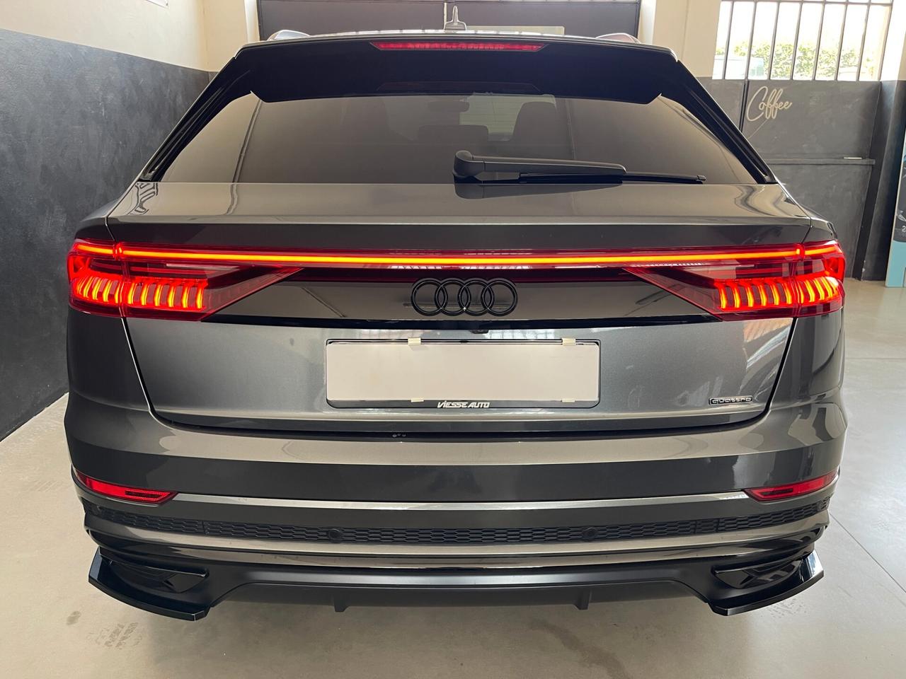 Audi Q8 50 TDI Mild Hybrid S Line Edition Identity Black