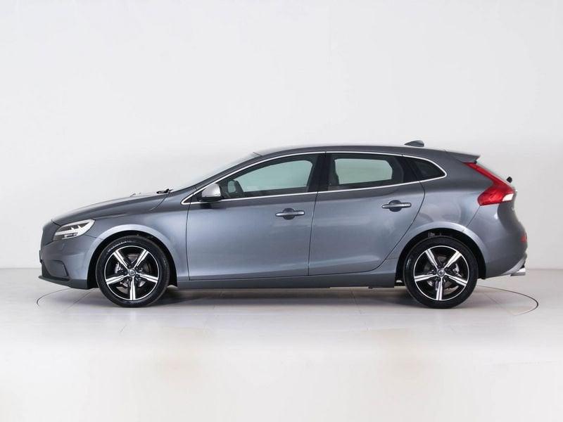 Volvo V40 V40 D2 R DESIGN MOMENTUM