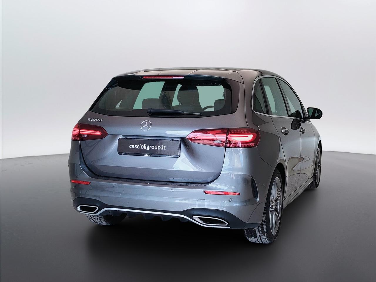Mercedes-Benz Classe B - W247 2023 - B 180 d AMG Line Advanced Plus auto