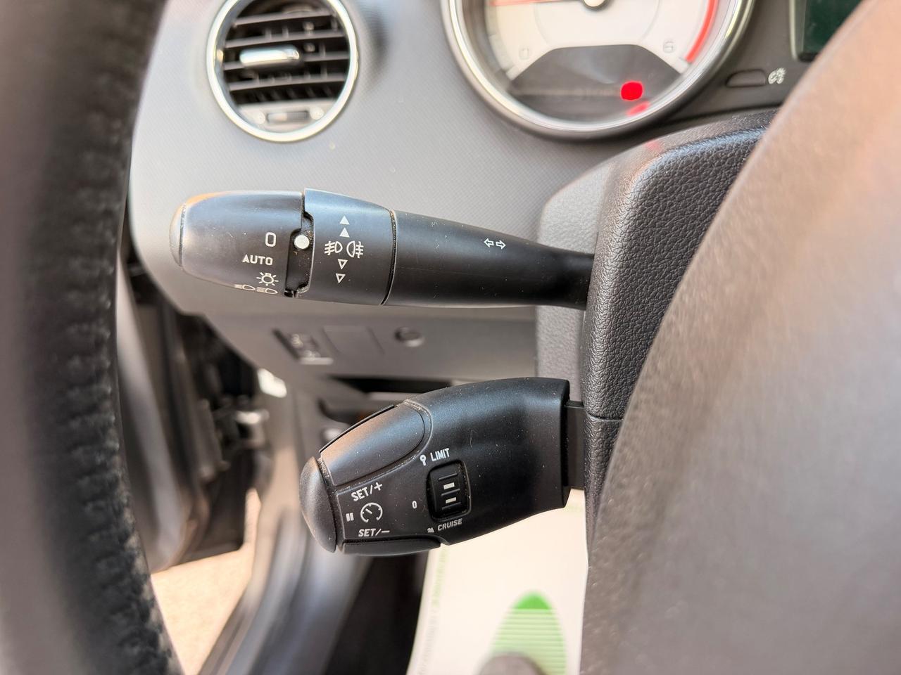 Peugeot 308 1.6 HDi 110CV SW Ciel TETTO