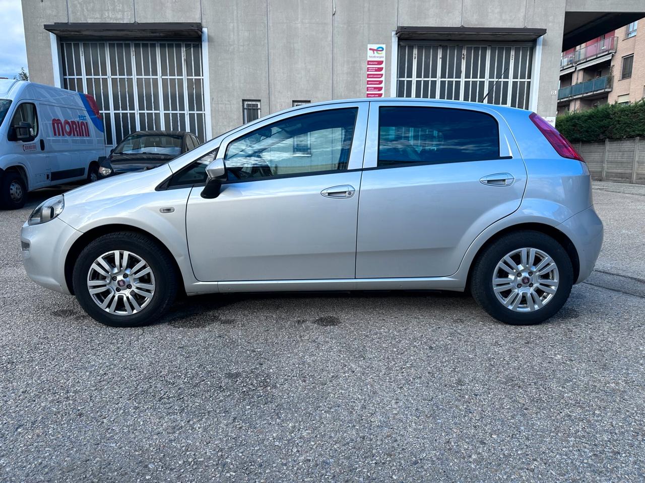 Fiat Punto 1.3 MJT II S&S 95 CV 5 porte Street