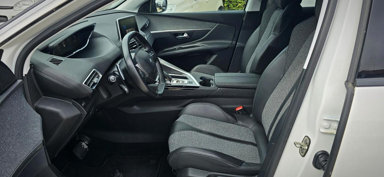 Peugeot 3008 PureTech 130 S&S Allure - 2018