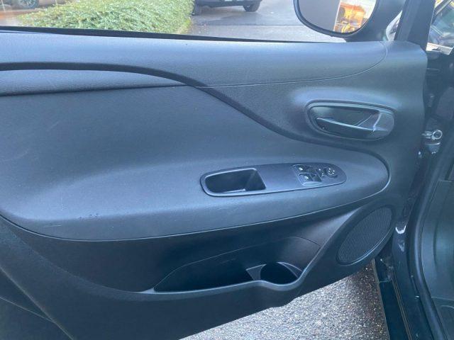 FIAT Grande Punto 1.2 8V 5 porte Street