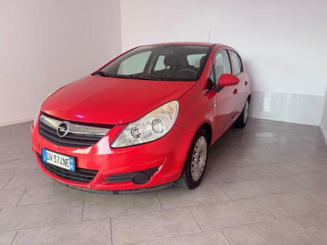 OPEL Corsa 1.2 5 porte Cosmo.