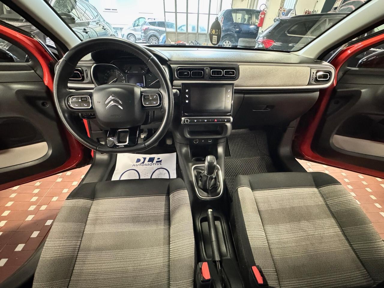Citroen C3 PureTech 82 Shine - NEOPATENTATI