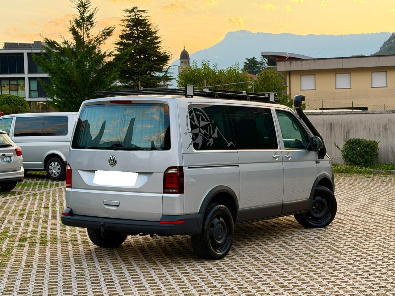 Multivan 2.5 TDI/174CV OffRoad T6 Restyling 2020,7 posti