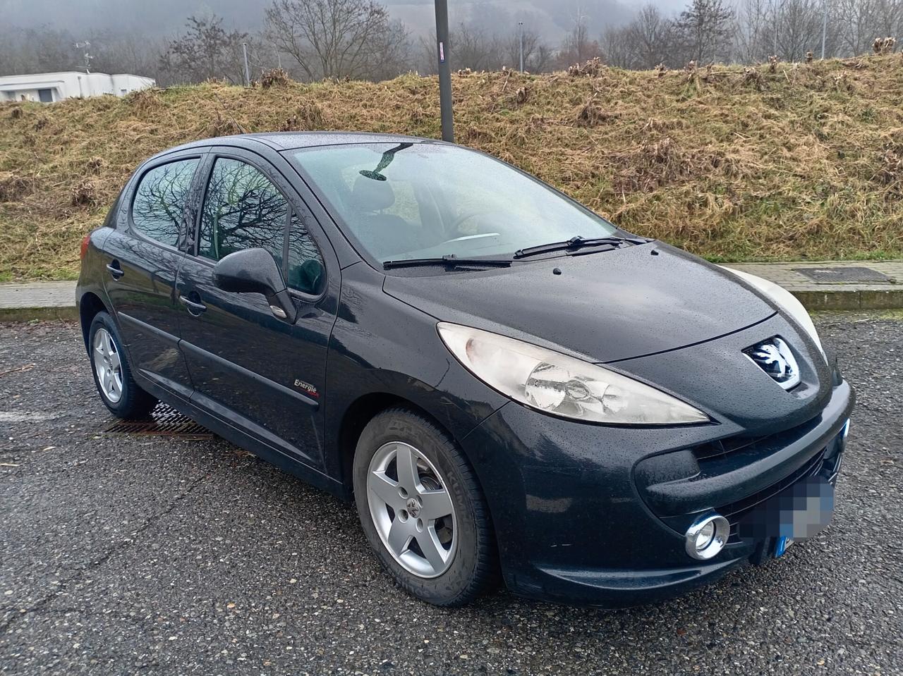 Peugeot 207 1.4 8V 75CV 5p. Energie