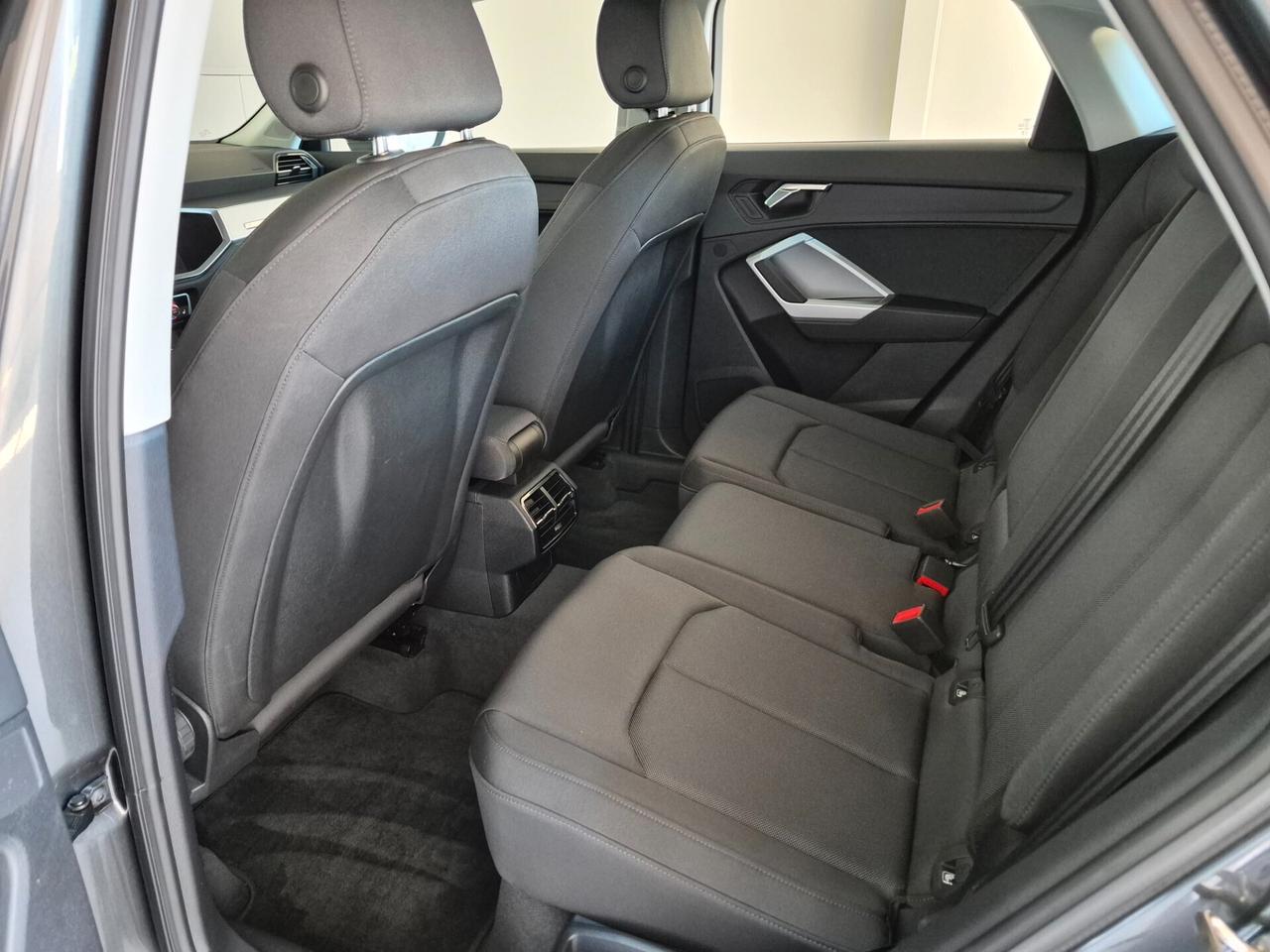 Audi Q3 SPORTBACK 35 1.5 TFSI S LINE S-TRONIC CARPLAY ACC AUTO UFFICIALE AUDI 1 PROPRIETARIO