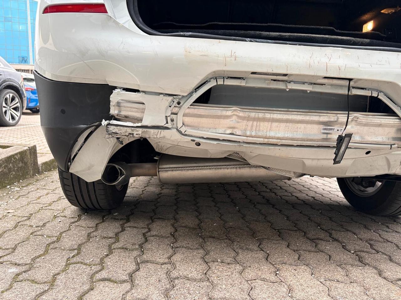 BMW X2 F39 sdrive16d Business X DANNEGGIATA