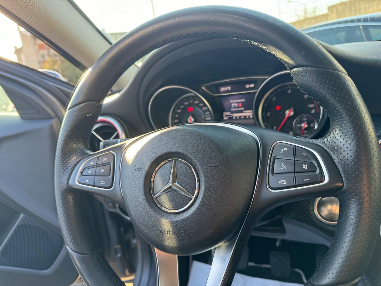 Mercedes-benz A 200 d Premium