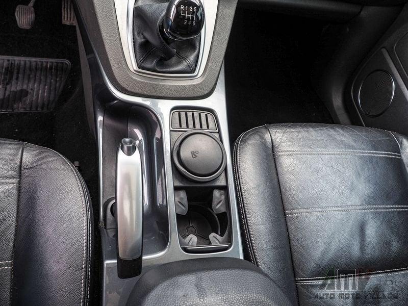 Ford Kuga 2.0 TDCi 136 CV 4WD/4X4/TETTO/PELLE
