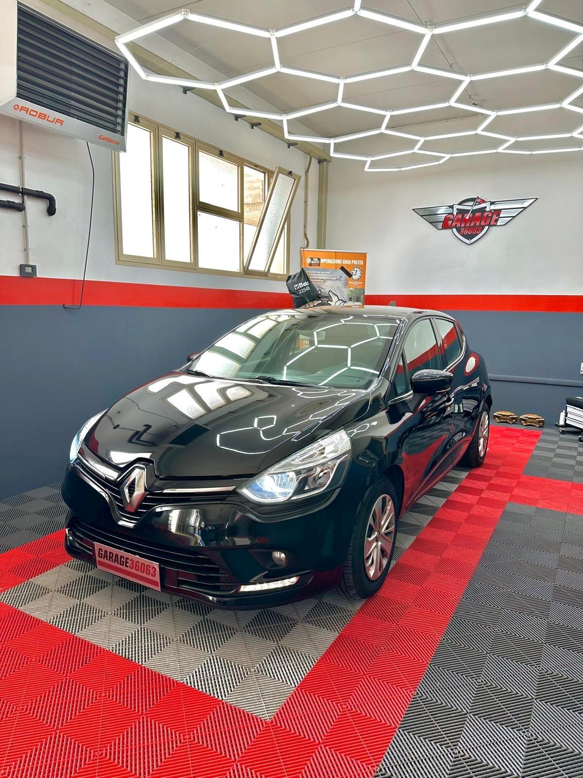Renault Clio DUEL2 NEOPATENTATI