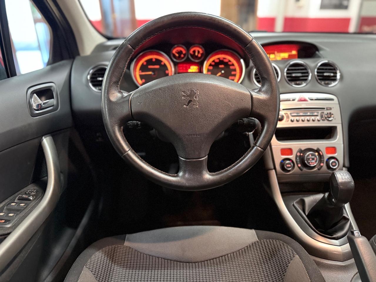 Peugeot 308 1.6 HDi 90CV FAP 5p. Comfort