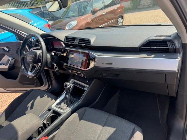 AUDI Q3 35 TDI S tronic Business Advanced + TETTO