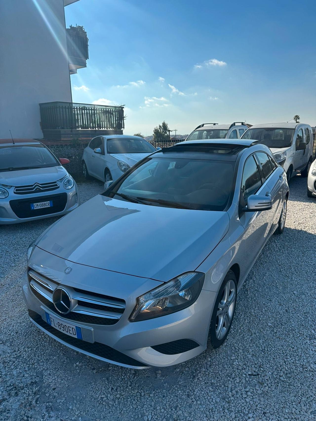 Mercedes-benz A 180 DARK NIGHT EDITION