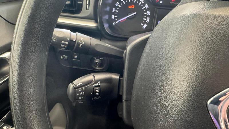 Citroen C3 1.2 puretech Feel Pack NAVI 82 Cv.