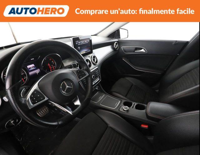 MERCEDES-BENZ CLA 200 d Automatic Premium