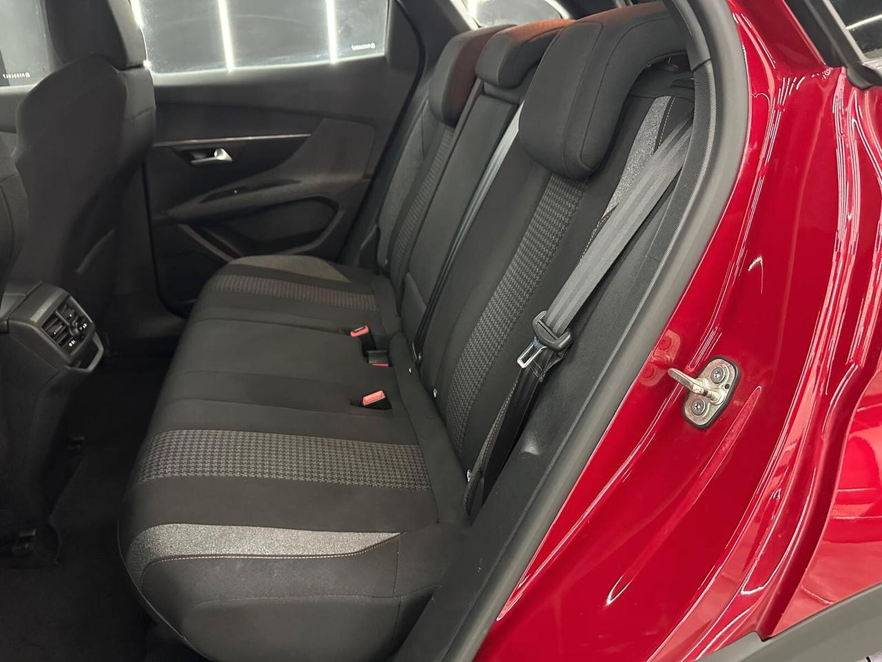 Peugeot 3008 BlueHDi 130 S&S EAT8 Allure Pack