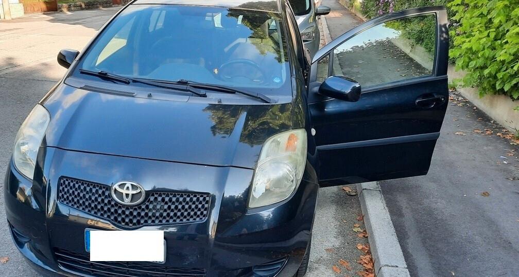 Toyota Yaris 1.3 3 porte Luna
