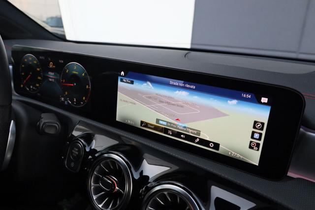 MERCEDES-BENZ CLA 220 d Automatic Shooting Brake Premium