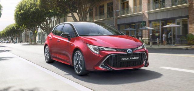 TOYOTA Corolla GR SPORT 2.0 Hybrid Touring Sports