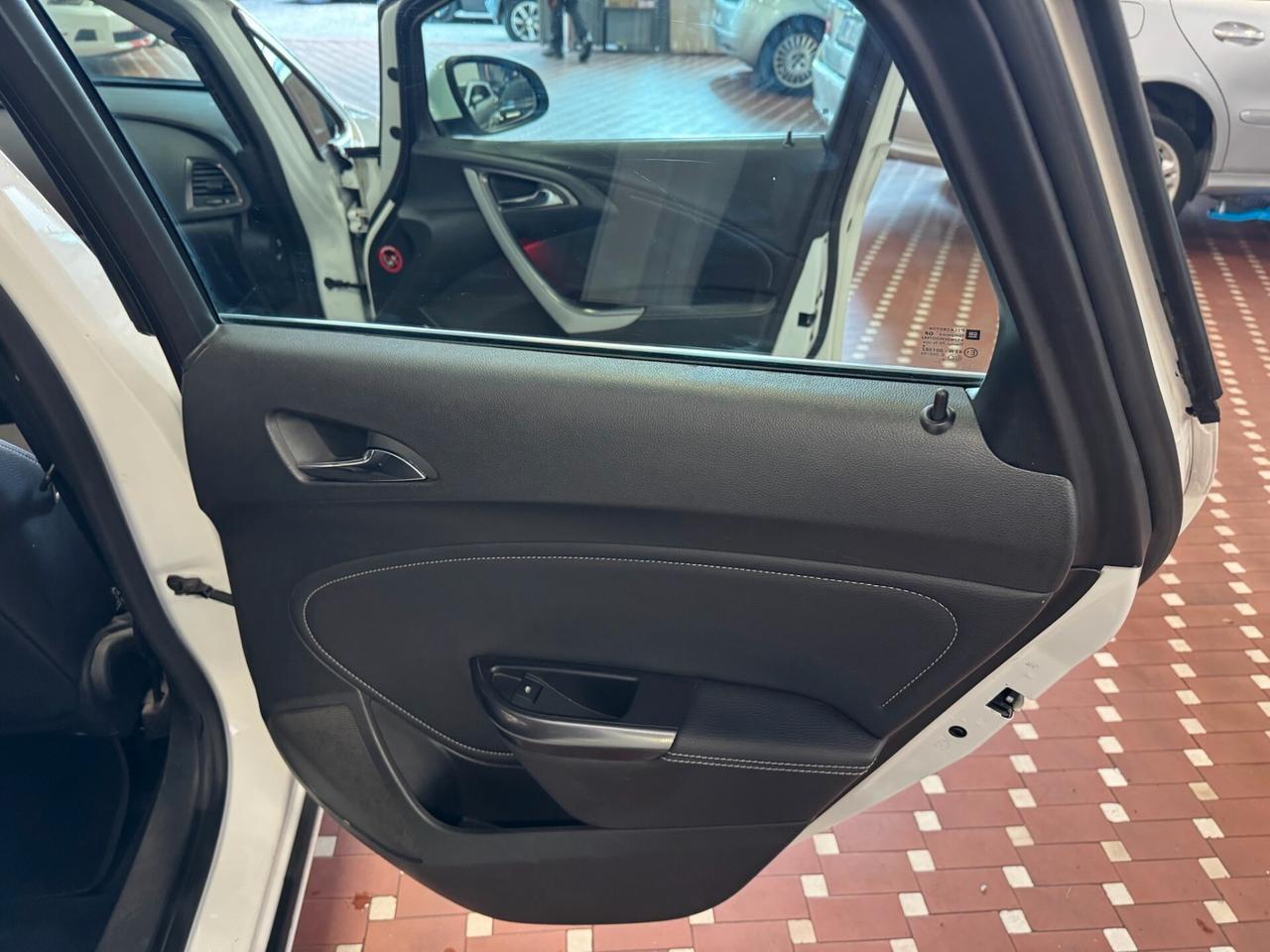 Opel Astra 1.7 CDTI 125CV 5 porte Cosmo - UNICO PROPRIETARIO