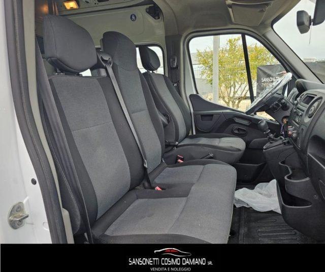 RENAULT Master T35 2.3 dCi/145 S&S PL-TM DOPPIA CABINA 7 POSTI