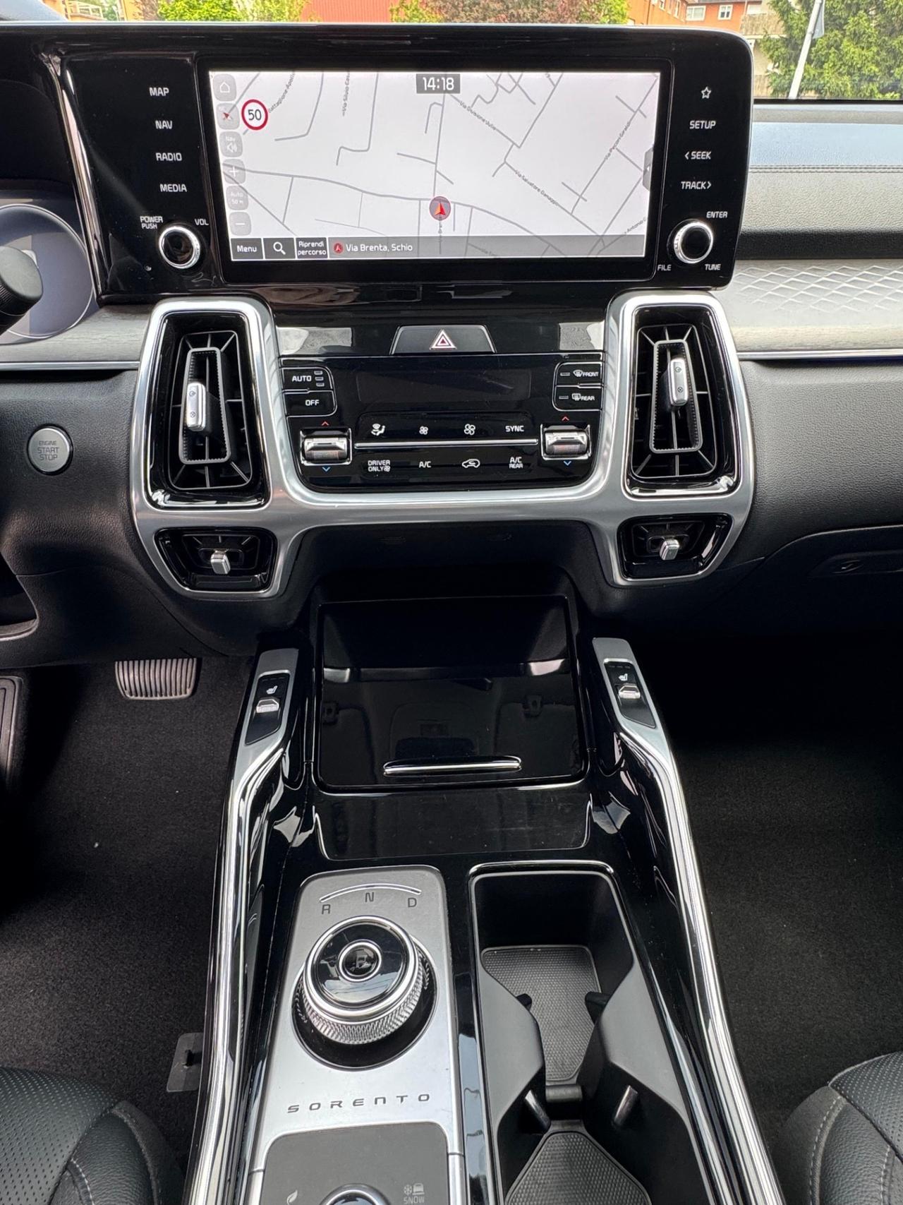 Kia Sorento 1.6 T-GDi HEV AT6 4WD Evolution