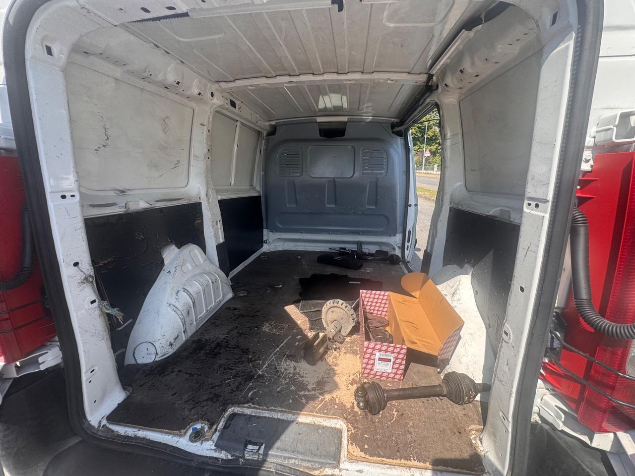 Citroen Jumpy 2.0 diesel, anno 2011, 3 posti