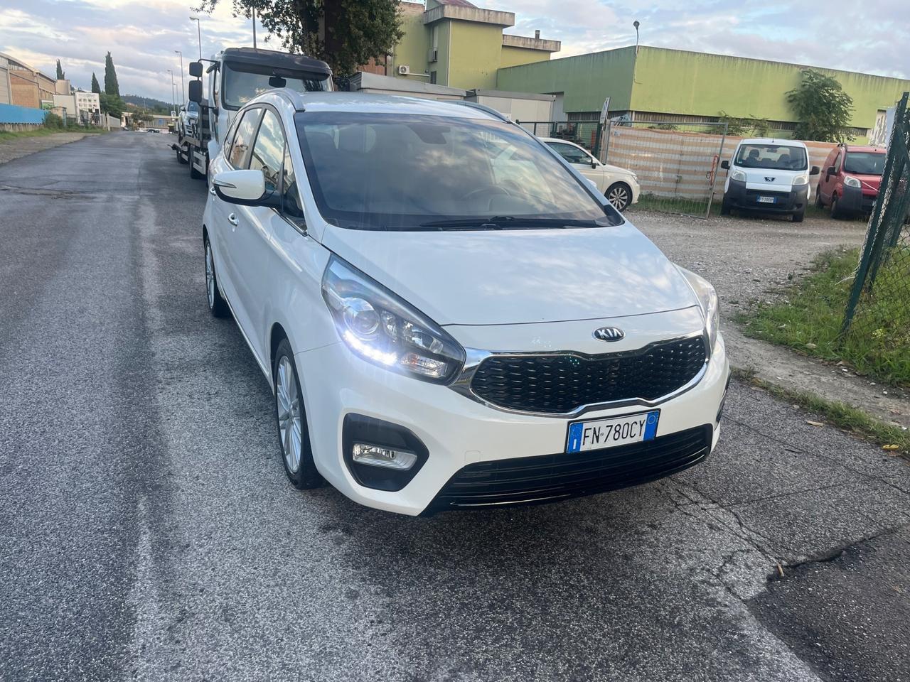 Kia Carens 1.7 CRDi 115 CV Business Class