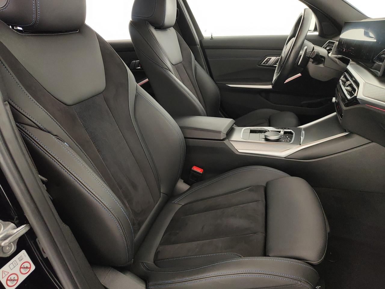 BMW 320d Touring mhev 48V xdrive MSport auto