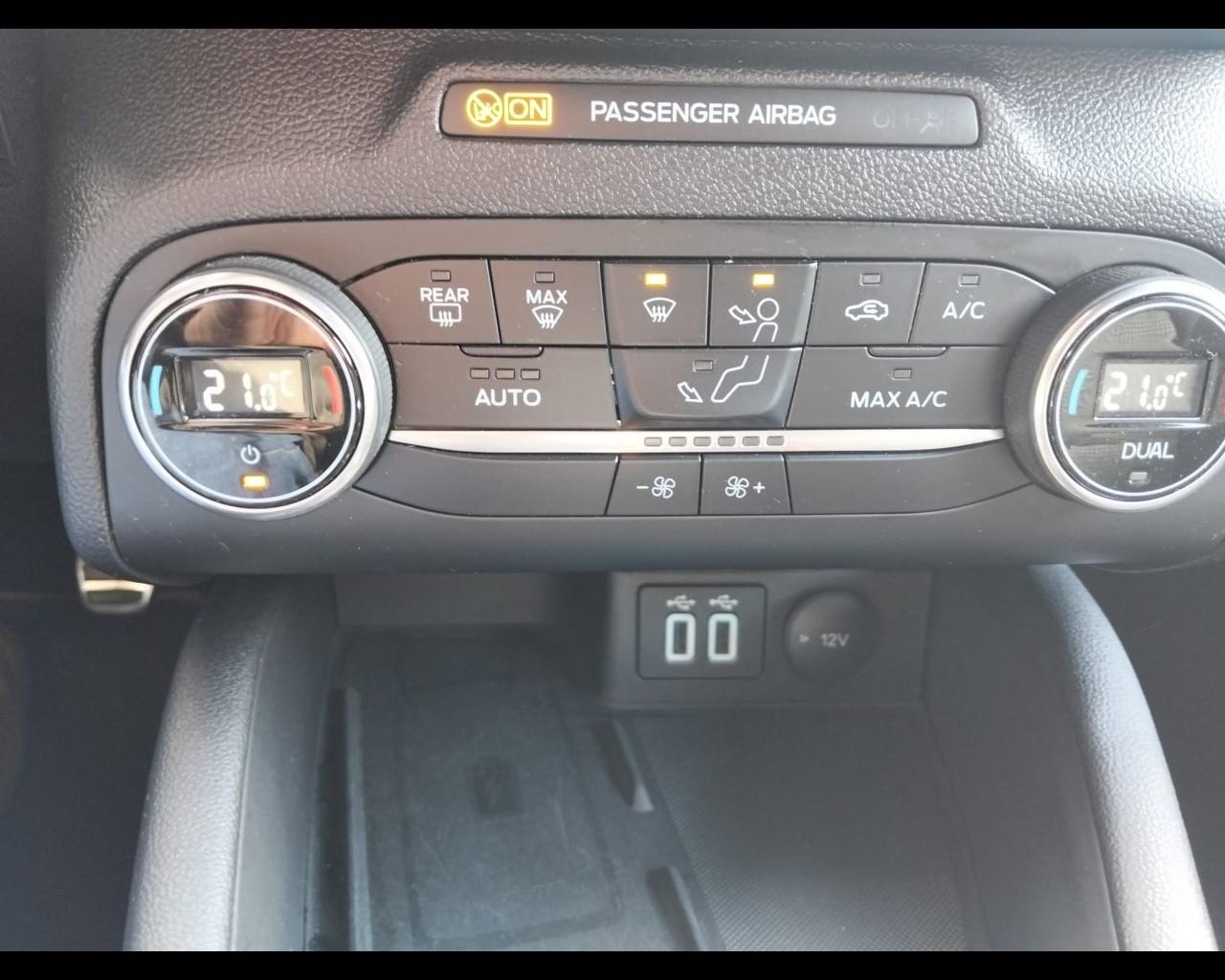 FORD Focus 4ª serie - Focus 1.0 EcoBoost Hybrid 155 CV 5p. ST-Lin