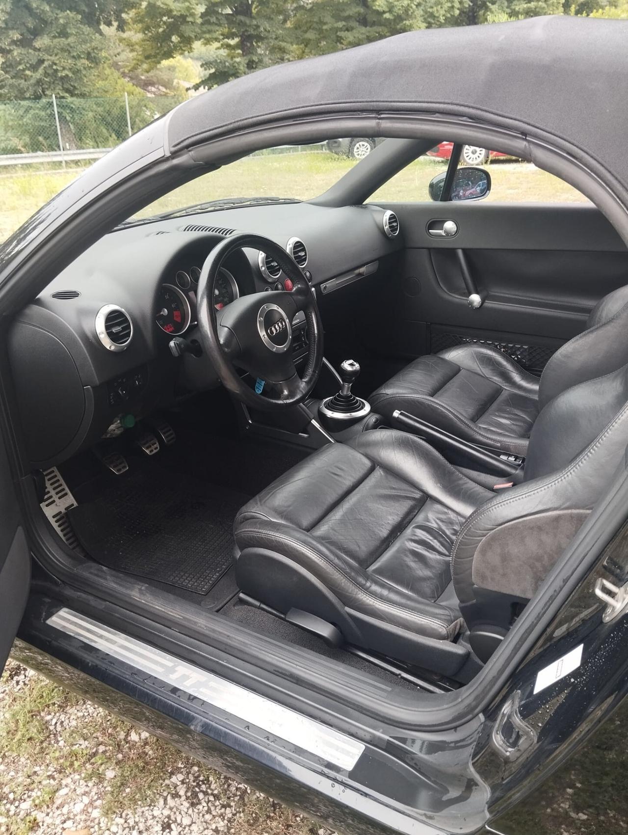 Audi TT Roadster 1.8 T 20V 179 CV cat