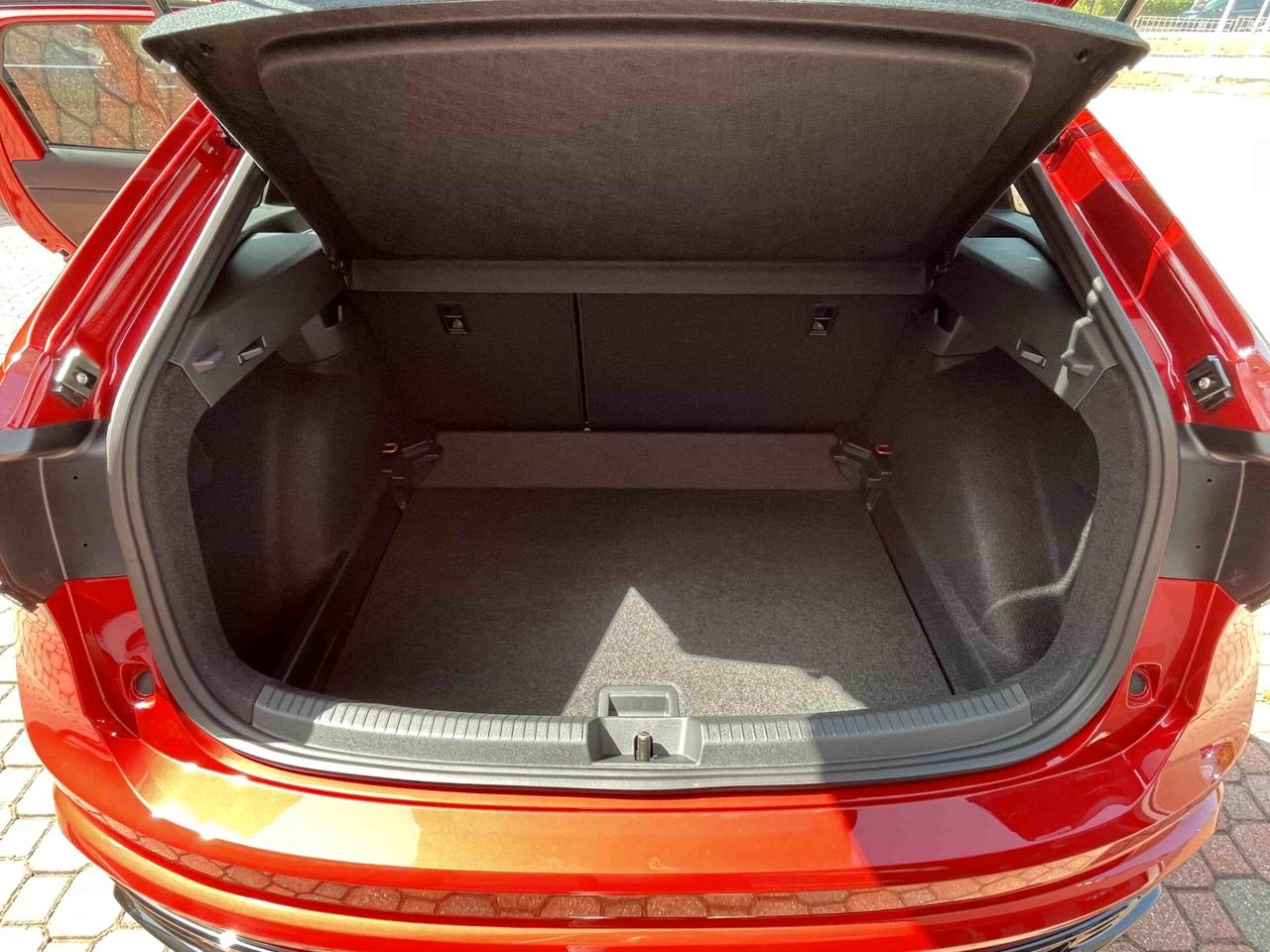 Volkswagen Taigo 1.0 TSI 110 CV R-Line