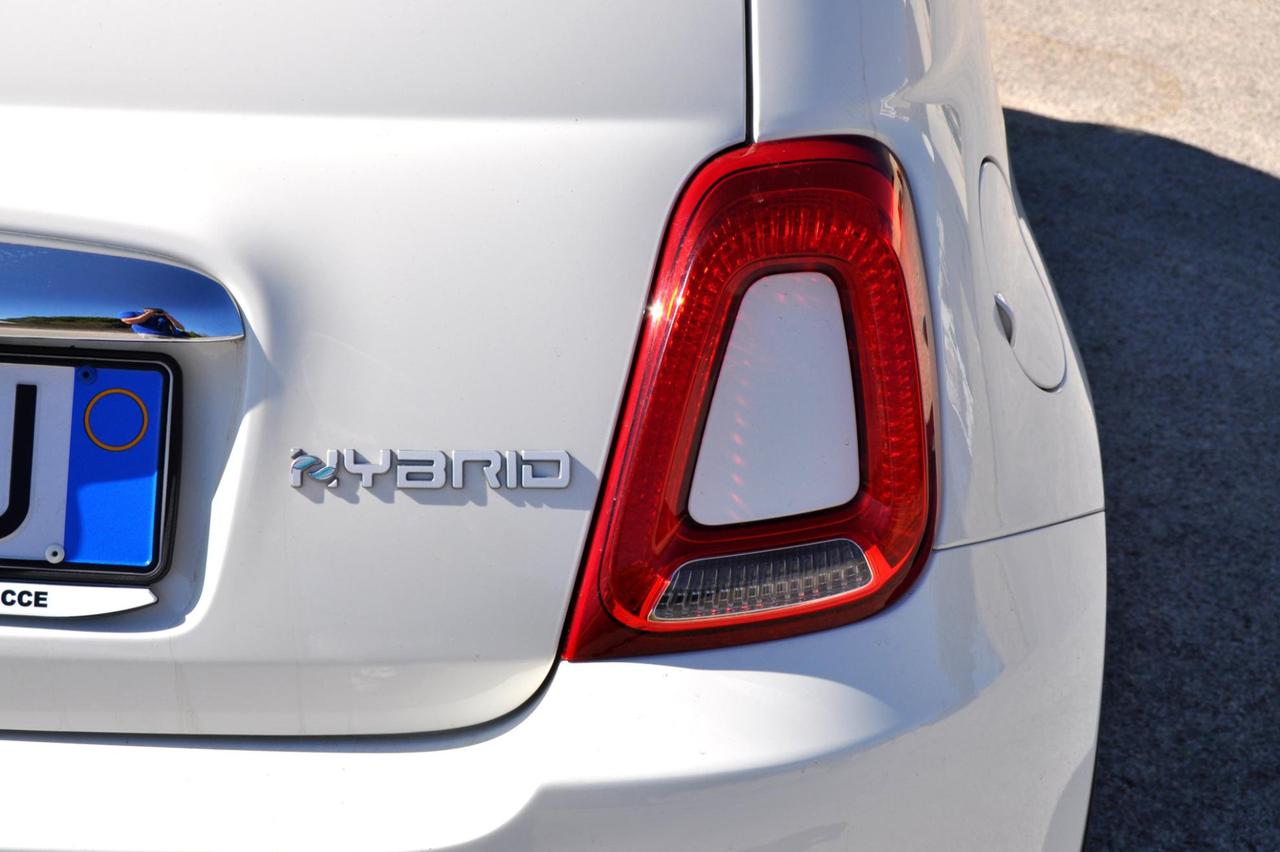 Fiat 500C 1.0 Hybrid Dolcevita