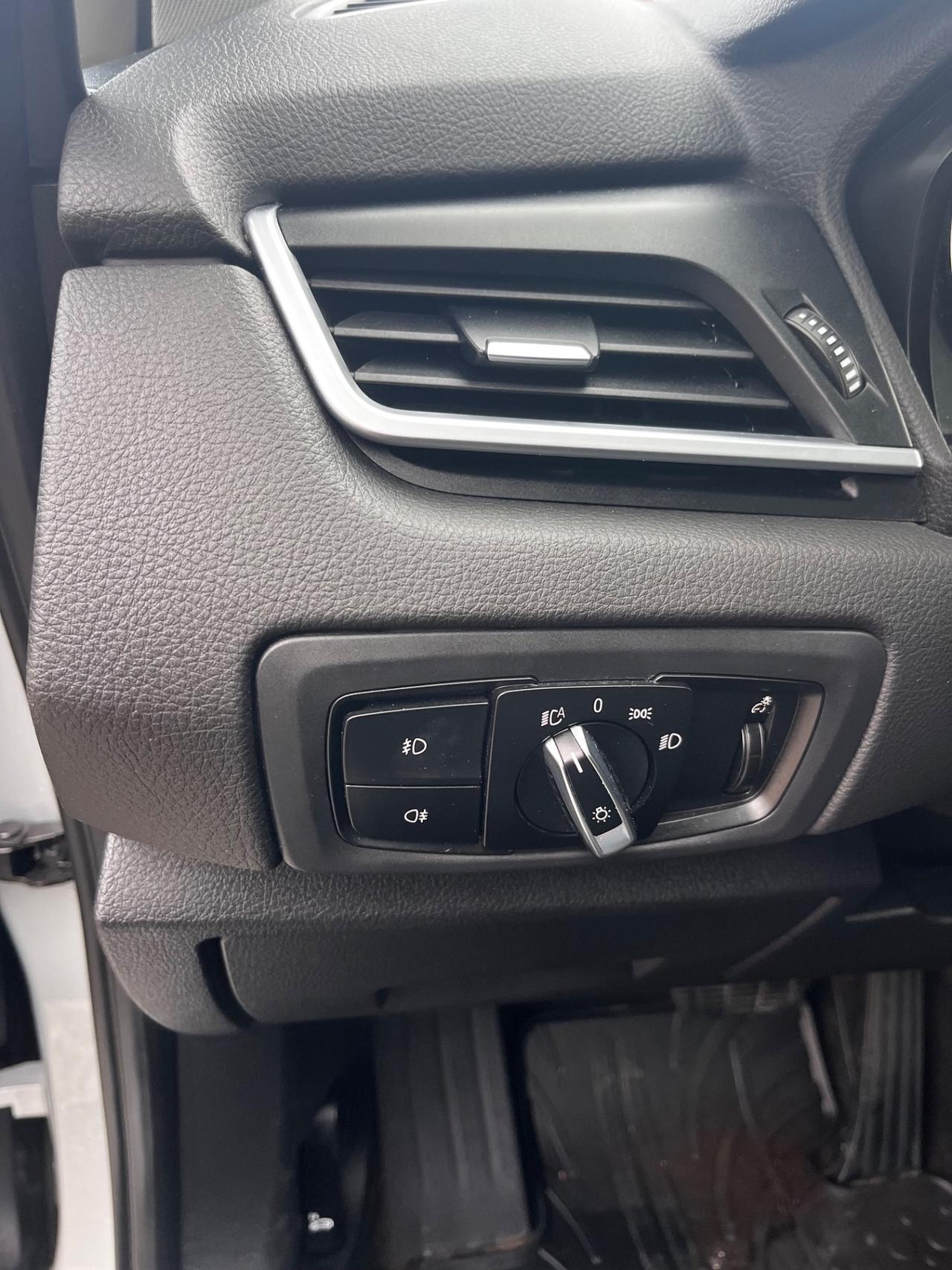 Bmw Active Tourer 218d Luxury