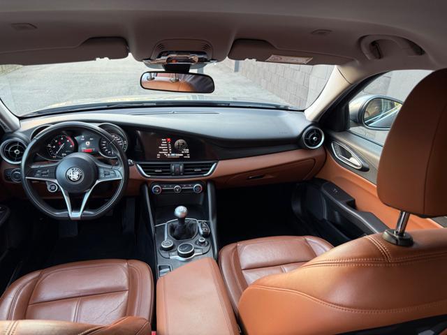 ALFA ROMEO Giulia MANUALE CERCHI DA 19 DOPPIO SCARICO