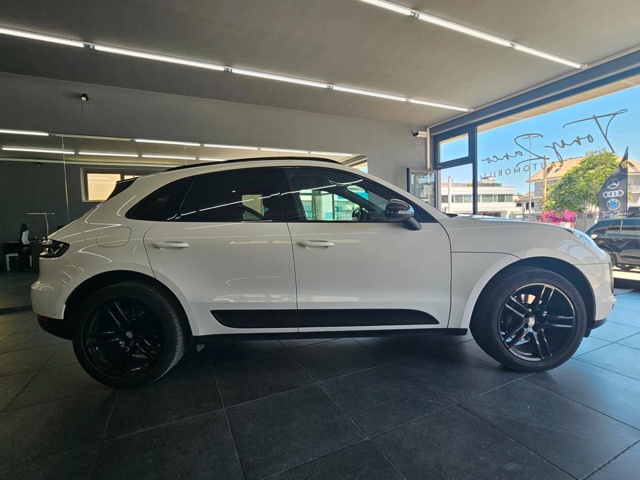 Porsche Macan 2.0 CHRONO SPORT PLUS