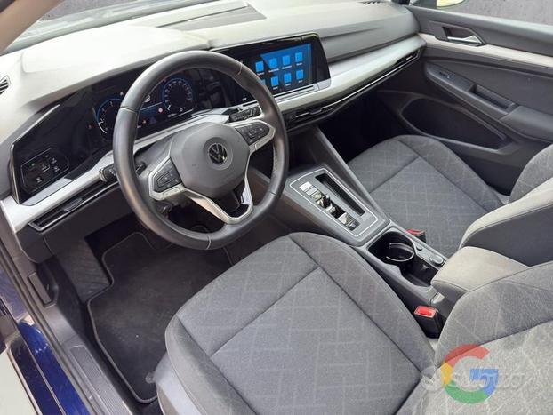Volkswagen Golf Life 2.0 150cv dsg - PROMO/IV...