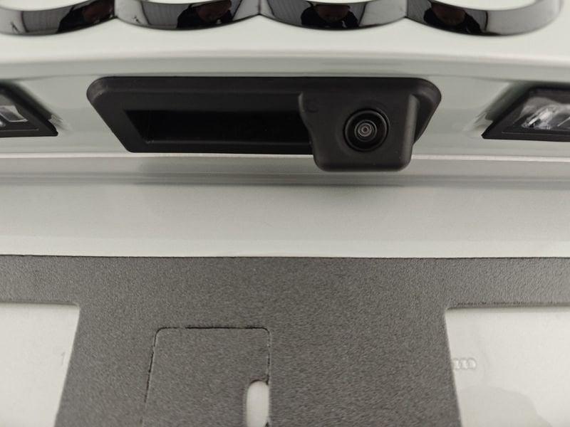 Audi Q3 SPB 40 TDI quattro S tronic Identity Black