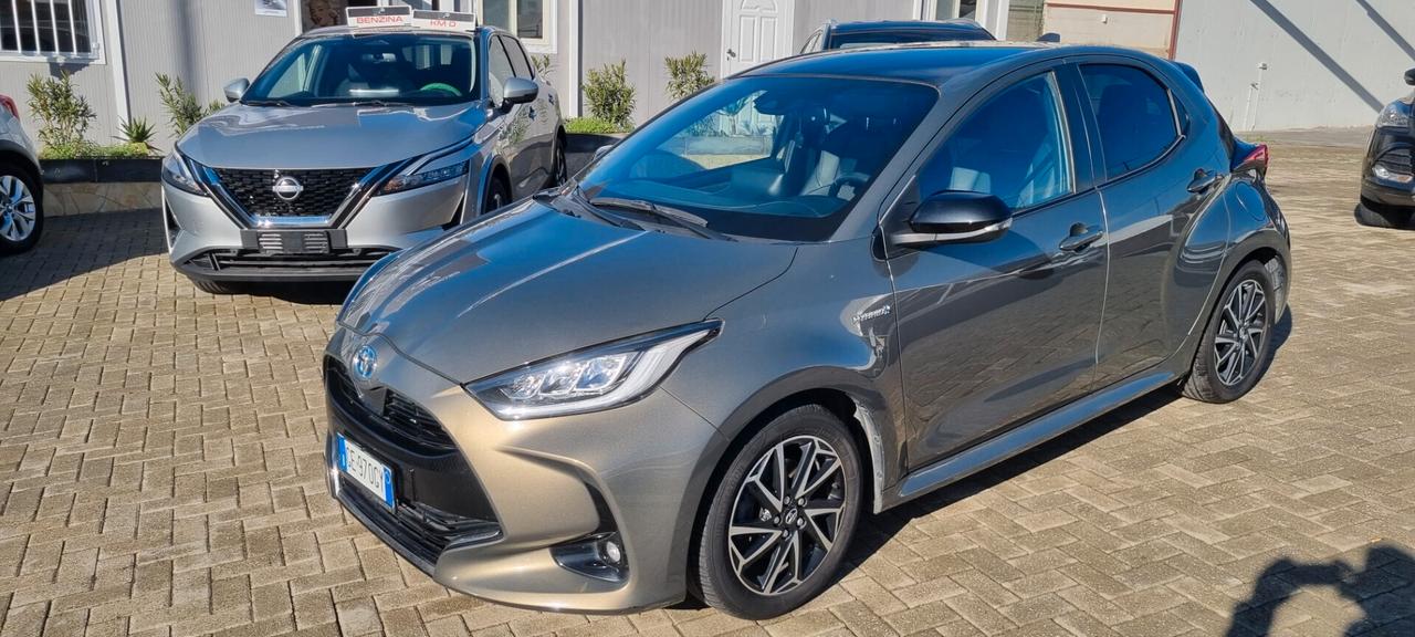 Toyota Yaris 1.5 Hybrid 5 porte Lounge
