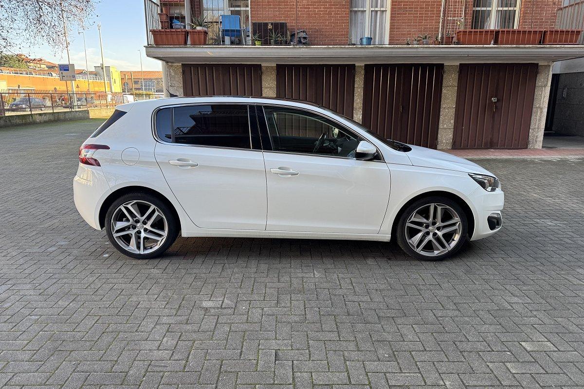 PEUGEOT 308 BlueHDi 120 S&S EAT6 Allure